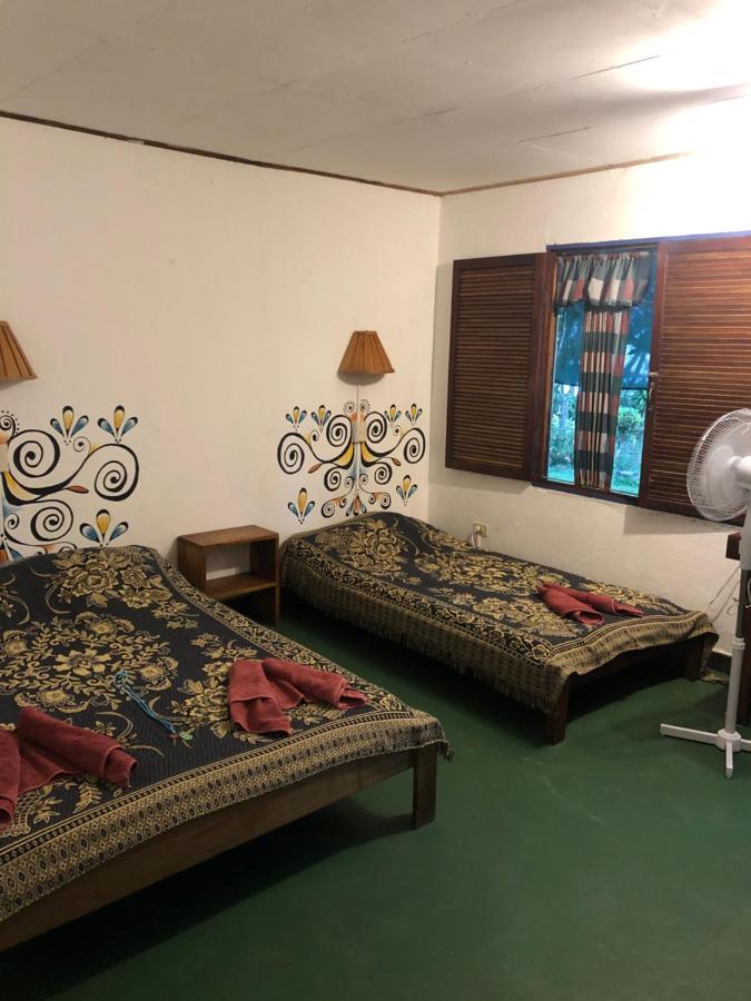 Hotel El Pargo Feliz Montezuma Zewnętrze zdjęcie